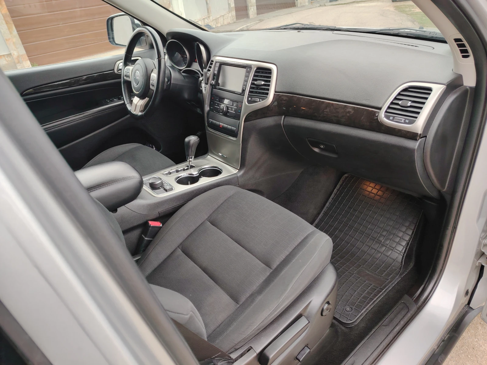Jeep Grand cherokee WK2 3.6 LPG - изображение 8