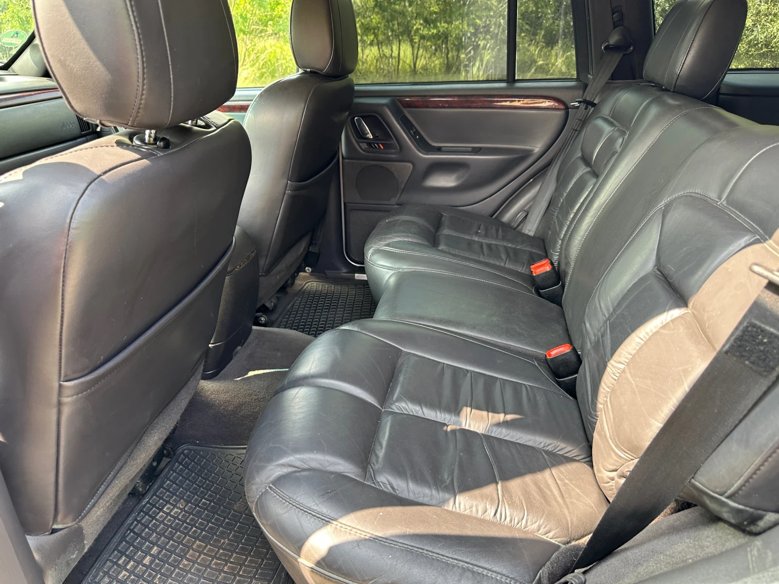 Jeep Grand cherokee 4.7 Quadra Drive / Работещ Климатик / Повдигнат - изображение 10