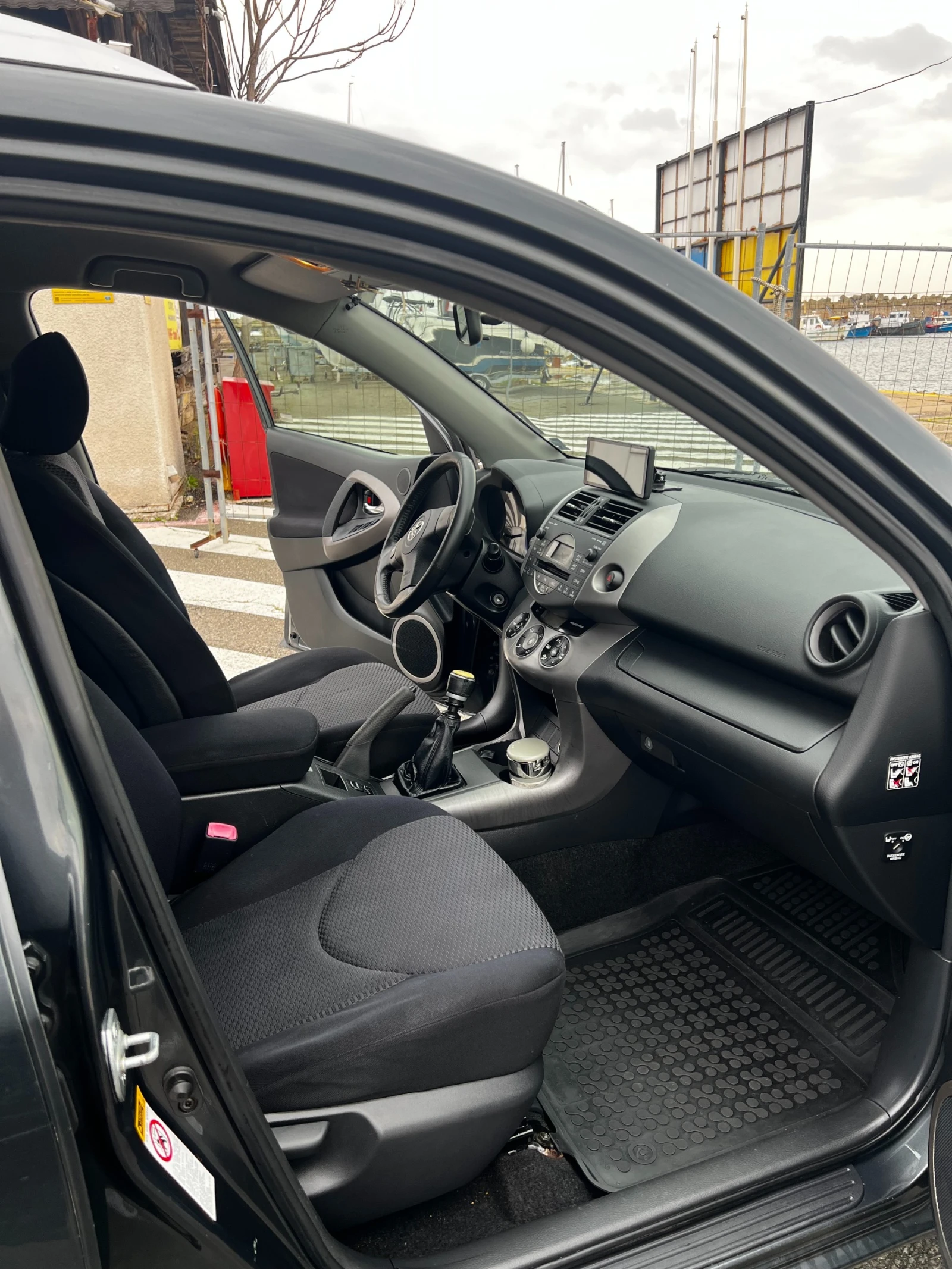 Toyota Rav4  - изображение 6