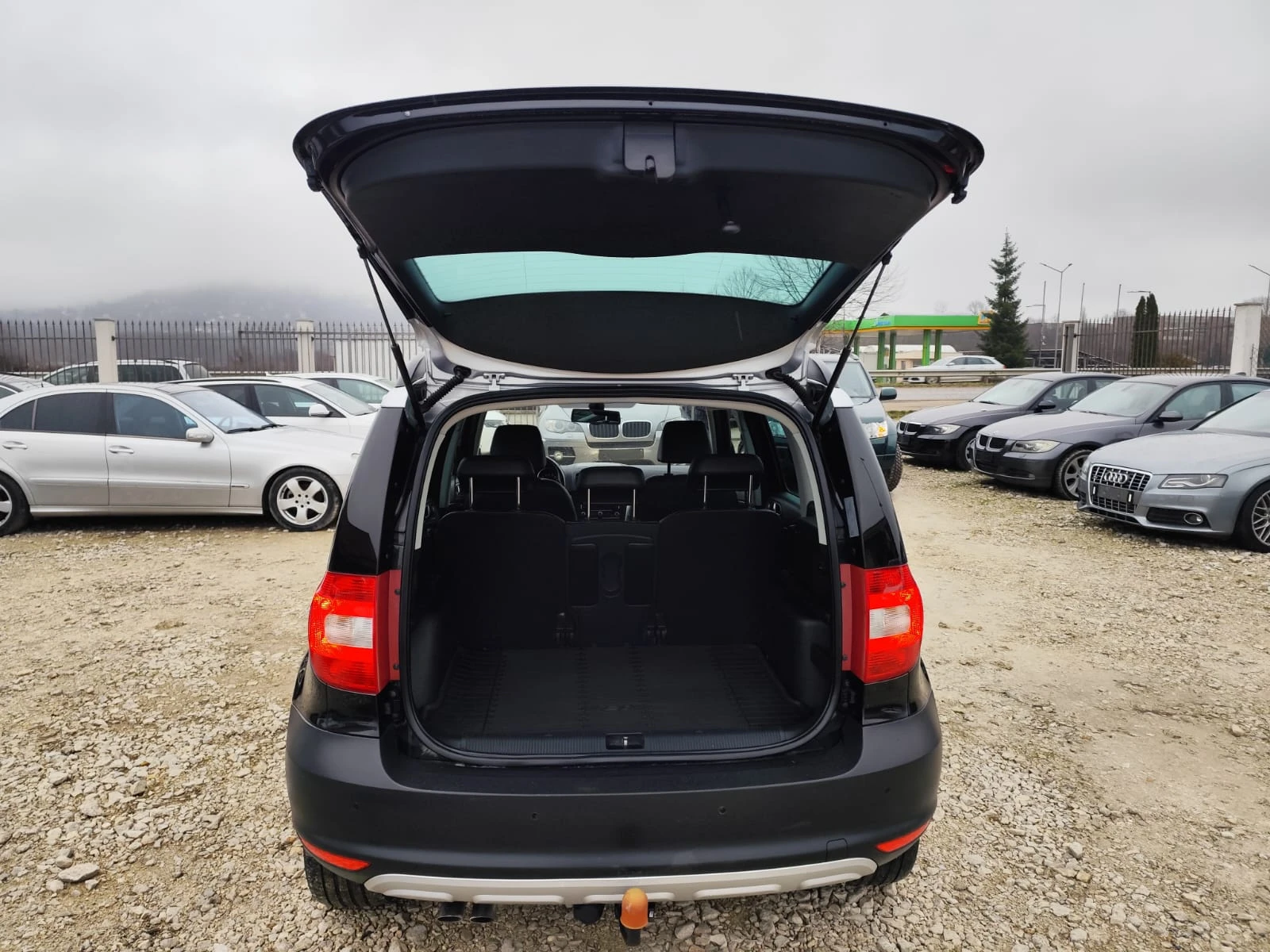 Skoda Yeti 2.0TDI 140кс 4х4 Автомат - изображение 7