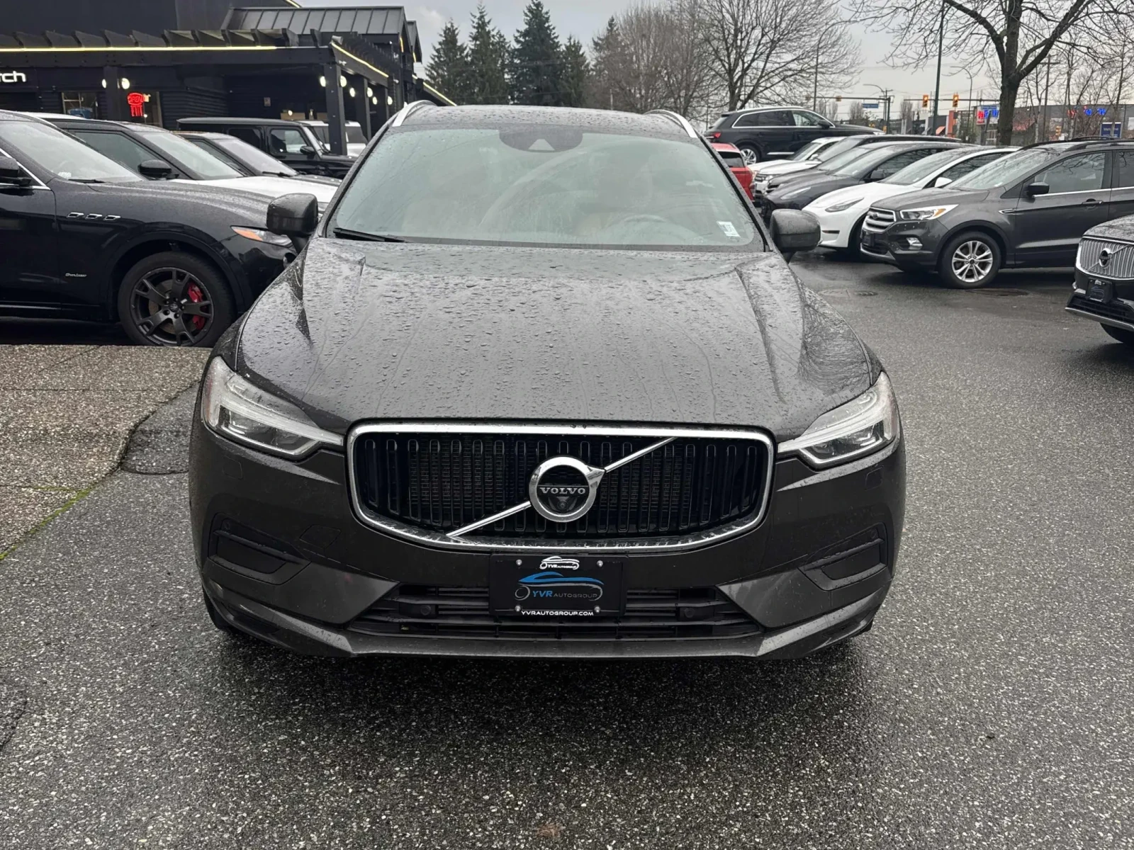 Volvo XC60 MOMENTUM * * CARFAX * * АВТО КРЕДИТ * * , снимка 2 - Автомобили и джипове - 53930052