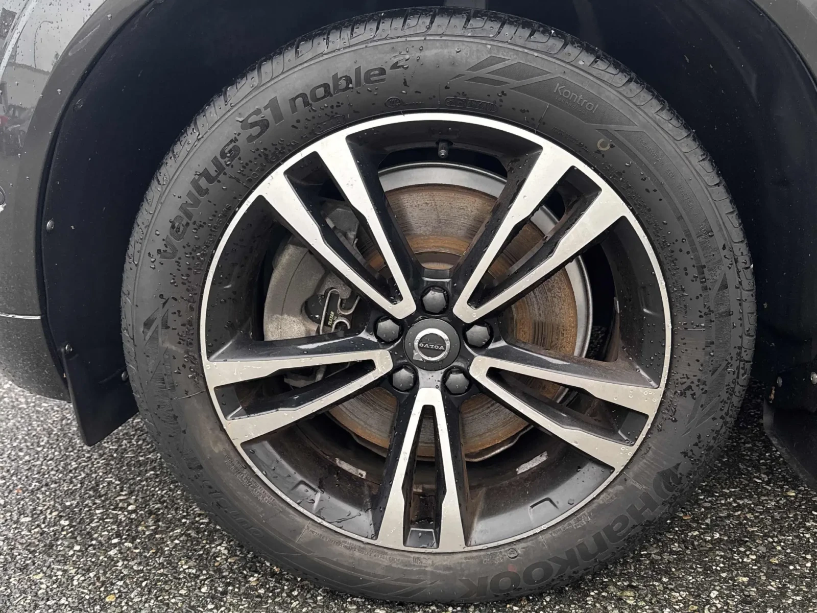 Volvo XC60 MOMENTUM * * CARFAX * * АВТО КРЕДИТ * * , снимка 9 - Автомобили и джипове - 53930052