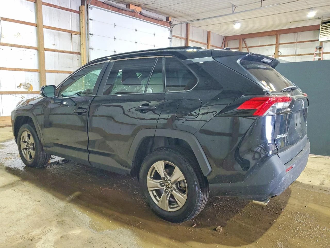 Toyota Rav4 2.5l Xle, снимка 2 - Автомобили и джипове - 54416148