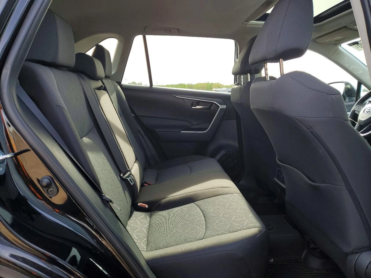Toyota Rav4 2.5l Xle, снимка 11 - Автомобили и джипове - 54416148
