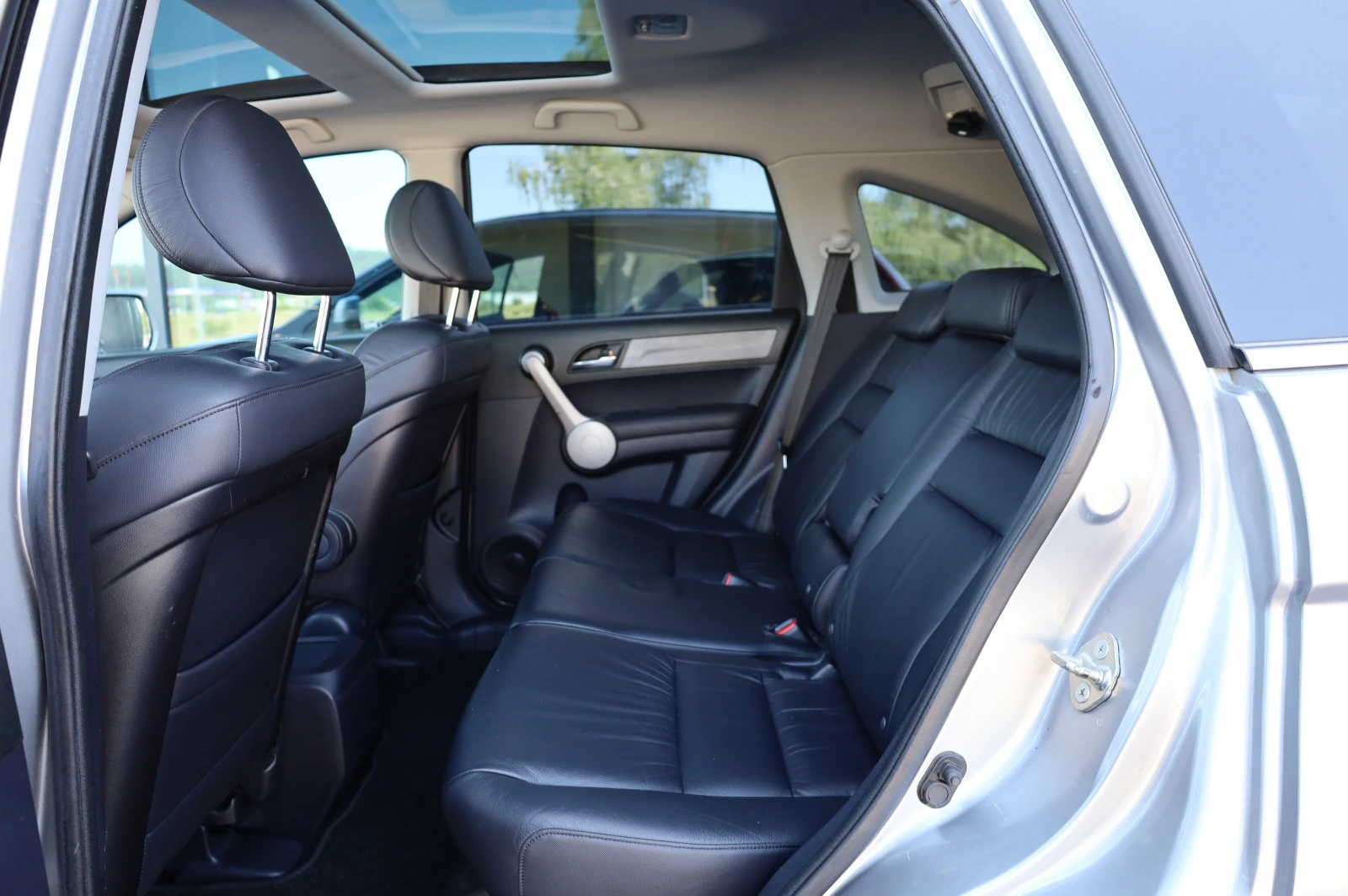 Honda Cr-v * EXECUTIVE* 4X4* PANORAMA* XENON* PARKTRONIC* , снимка 16 - Автомобили и джипове - 55056528