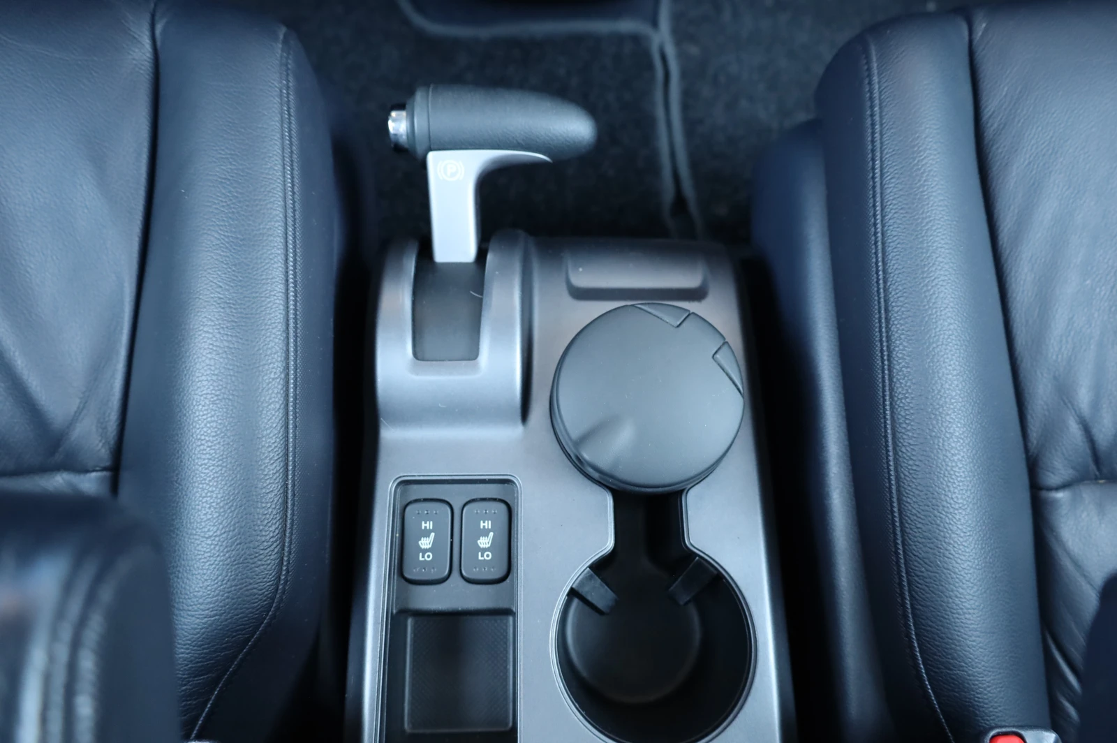 Honda Cr-v * EXECUTIVE* 4X4* PANORAMA* XENON* PARKTRONIC* , снимка 14 - Автомобили и джипове - 55056528