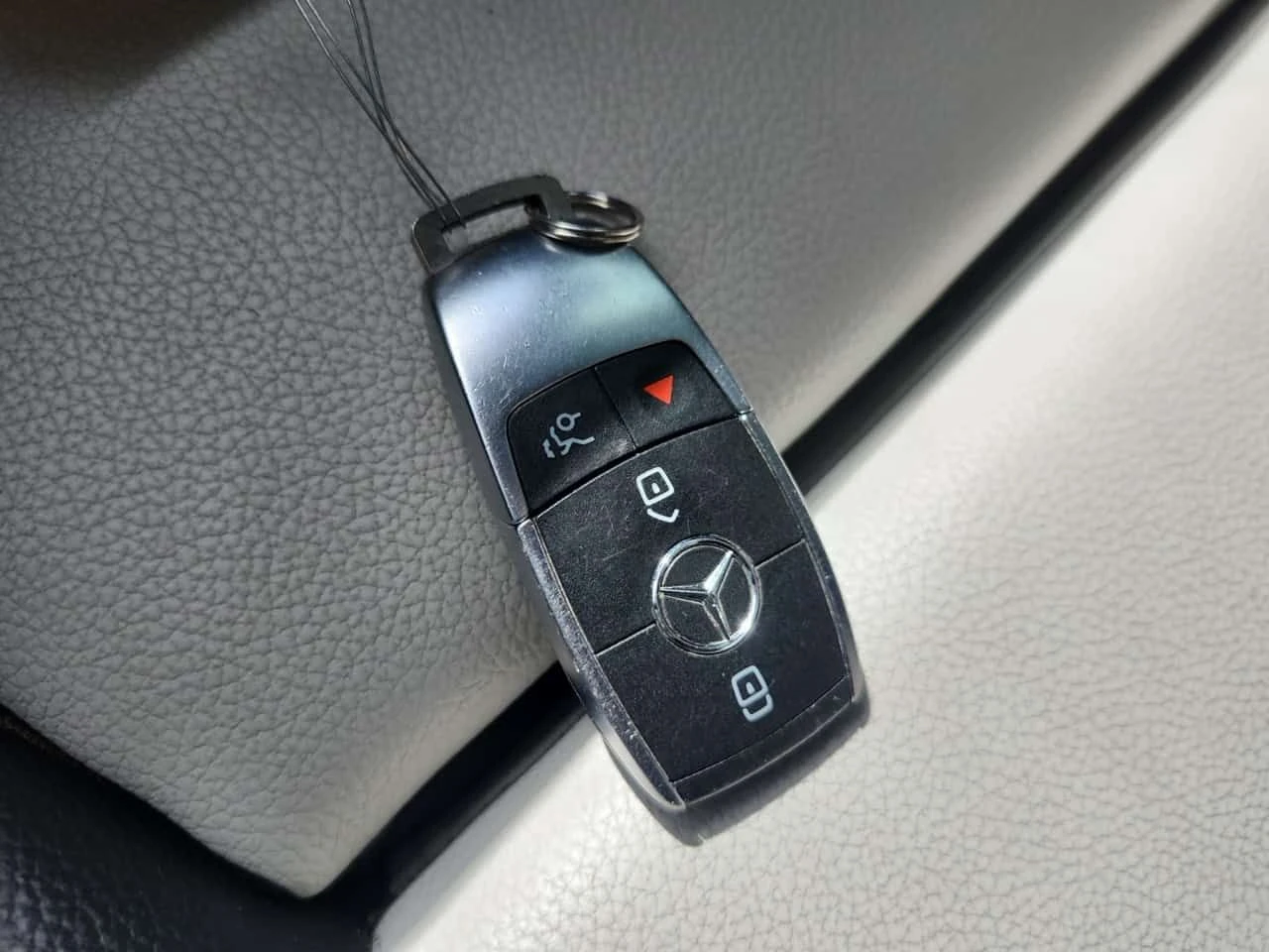 Mercedes-Benz GLB 250  PANO * CARFAX * ����� �� ����������� | Mobile.bg � ����������� 8