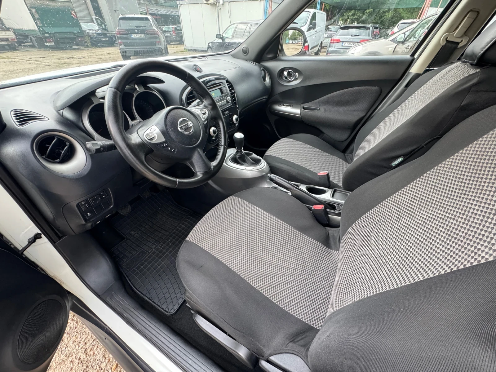 Nissan Juke 1.5 dCi , снимка 9 - Автомобили и джипове - 55411841