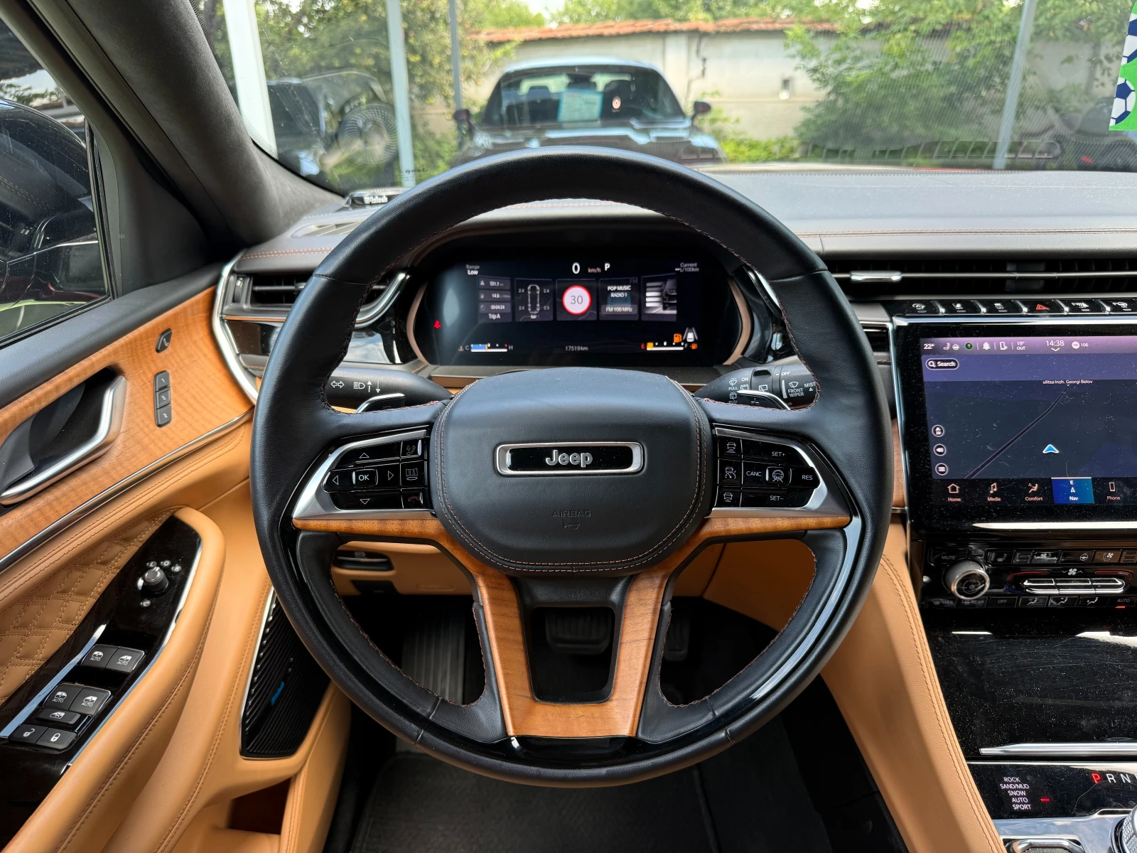 Jeep Grand cherokee SUMMIT RESERVE, снимка 11 - Автомобили и джипове - 55469151