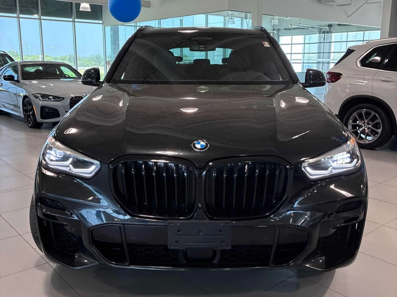 BMW X5 M50i | CARFAX | ГЛАВНО ПРЕДСТАВИТЕЛСТВО НА BMW, снимка 6 - Автомобили и джипове - 55514145