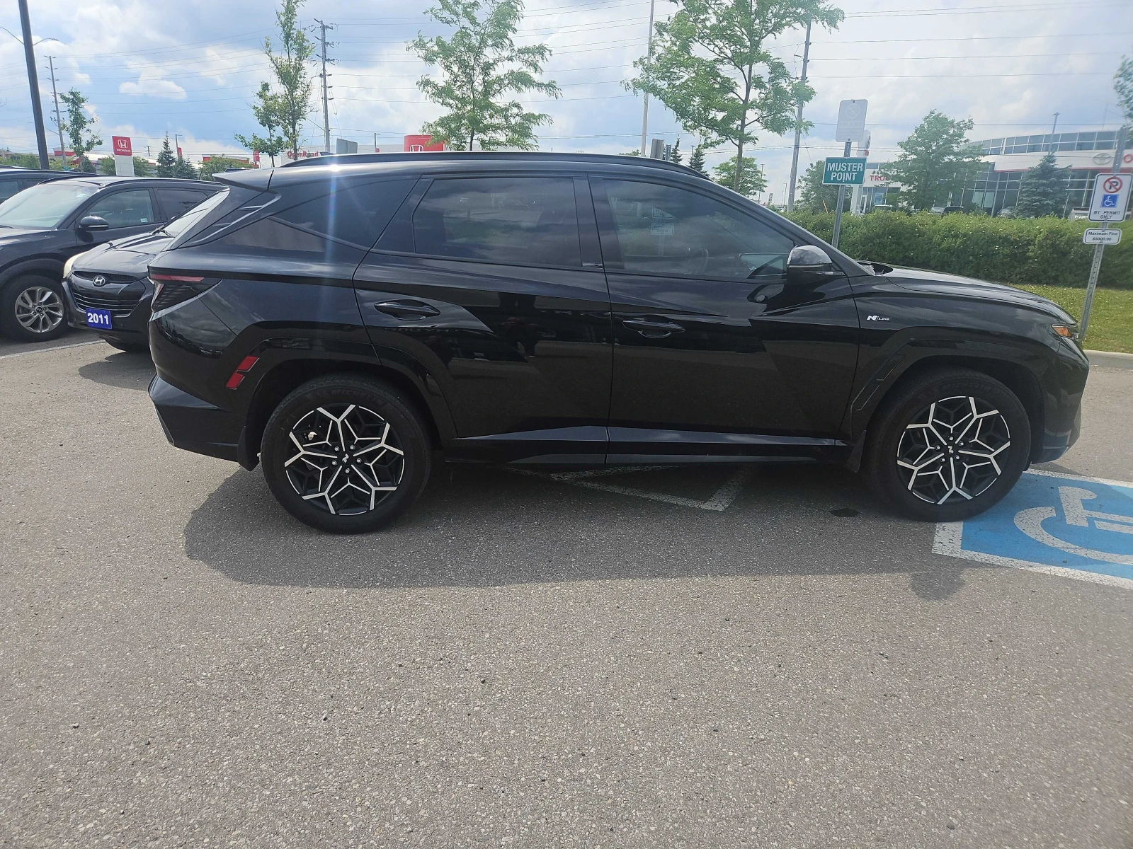 Hyundai Tucson, снимка 3 - Автомобили и джипове - 55689965