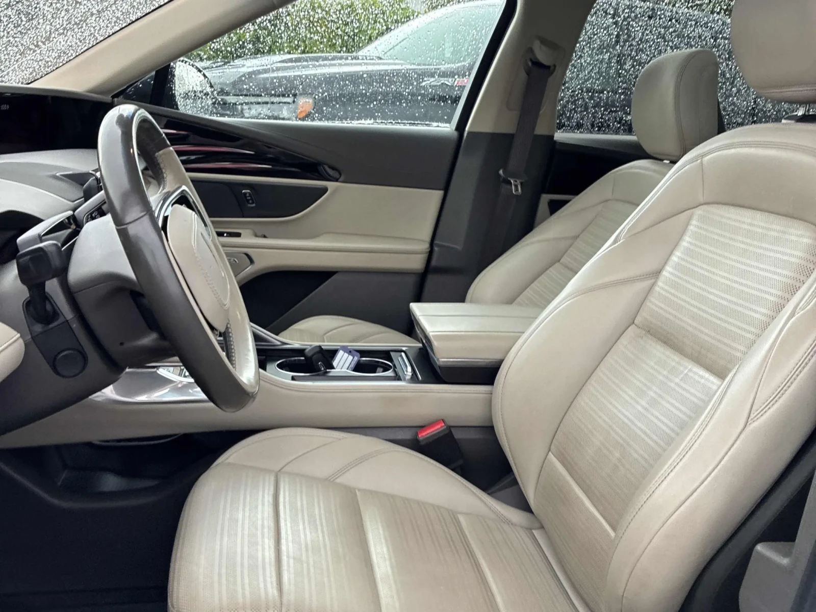 Lincoln Aviator NAUTILUS RESERVE AWD* ОБДУХ* 360* КАМЕРА* KEYLESS, снимка 6 - Автомобили и джипове - 55816614