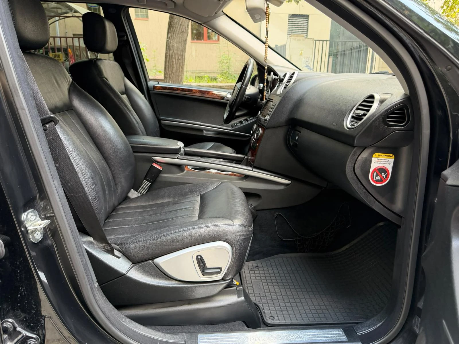 Mercedes-Benz ML 420 CDI 4 MATIC, снимка 12 - Автомобили и джипове - 56242399