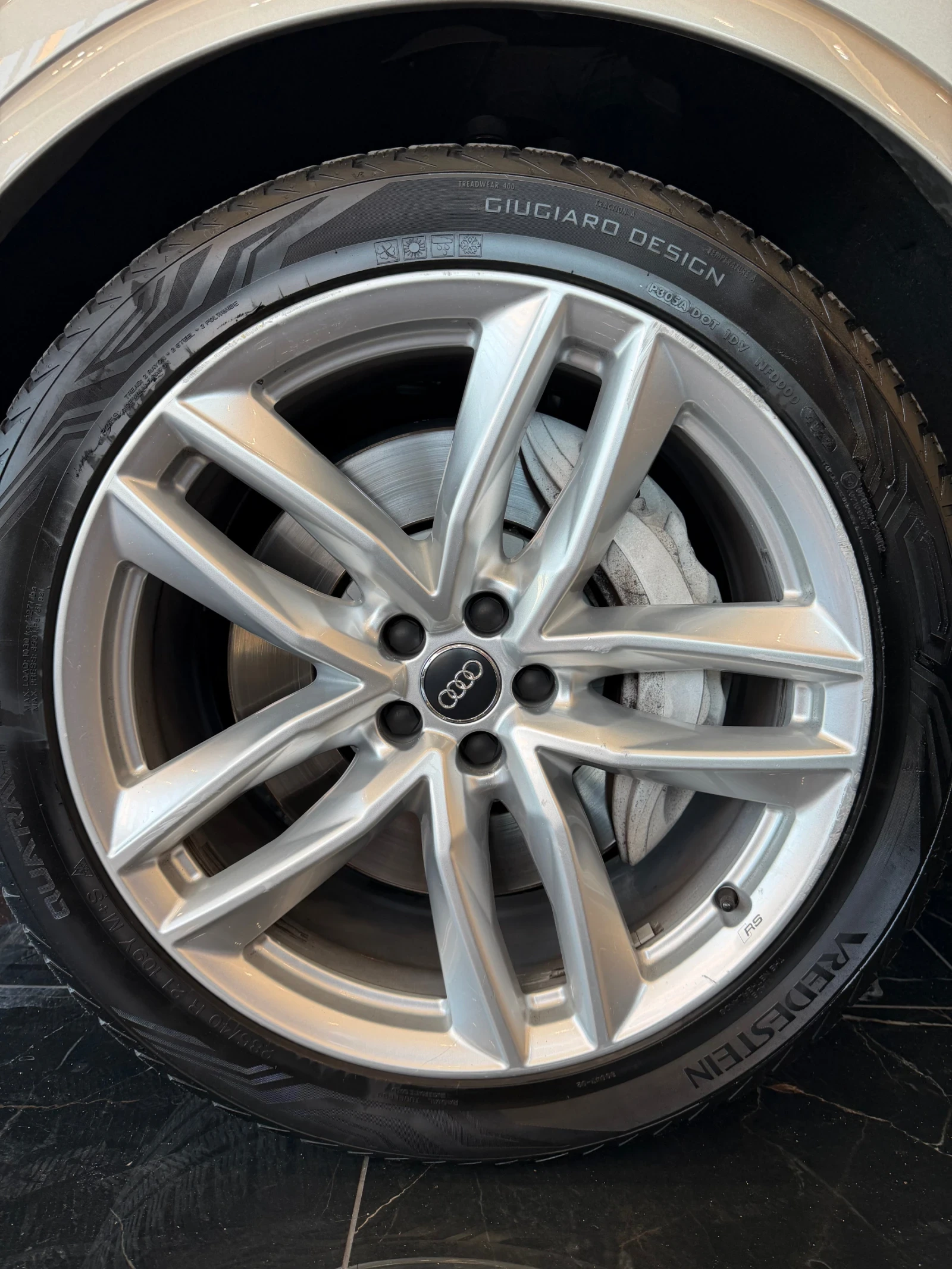 Audi Q7 E-TRON, снимка 12 - Автомобили и джипове - 56354505