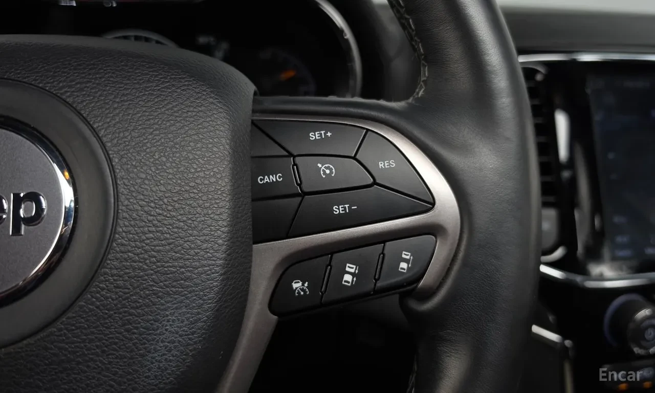 Jeep Grand cherokee 3.6 OVERLAND / ����� / DISTRONIC / PANO / FULL | Mobile.bg � ����������� 10