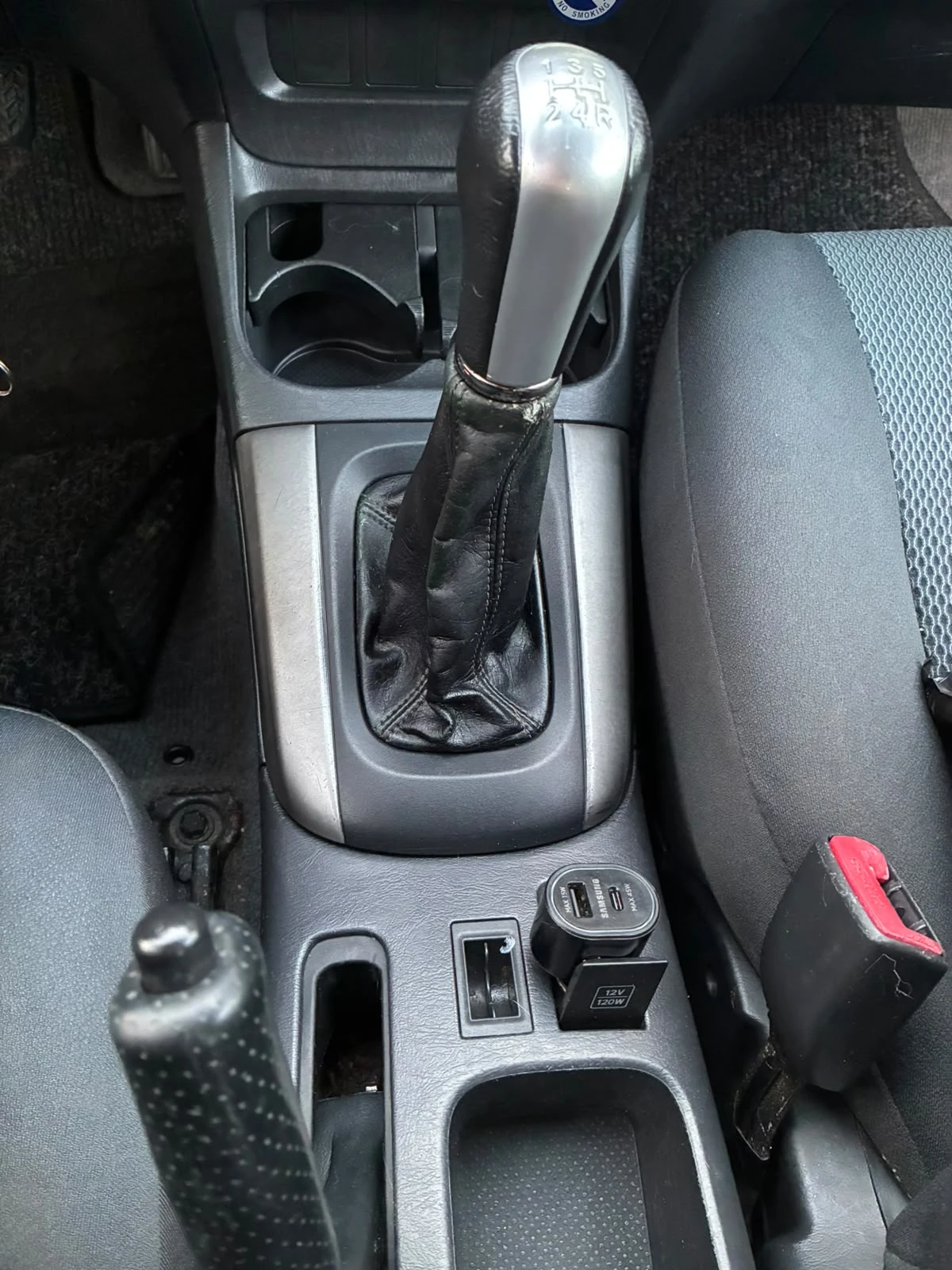 Toyota Rav4, снимка 10 - Автомобили и джипове - 56518032