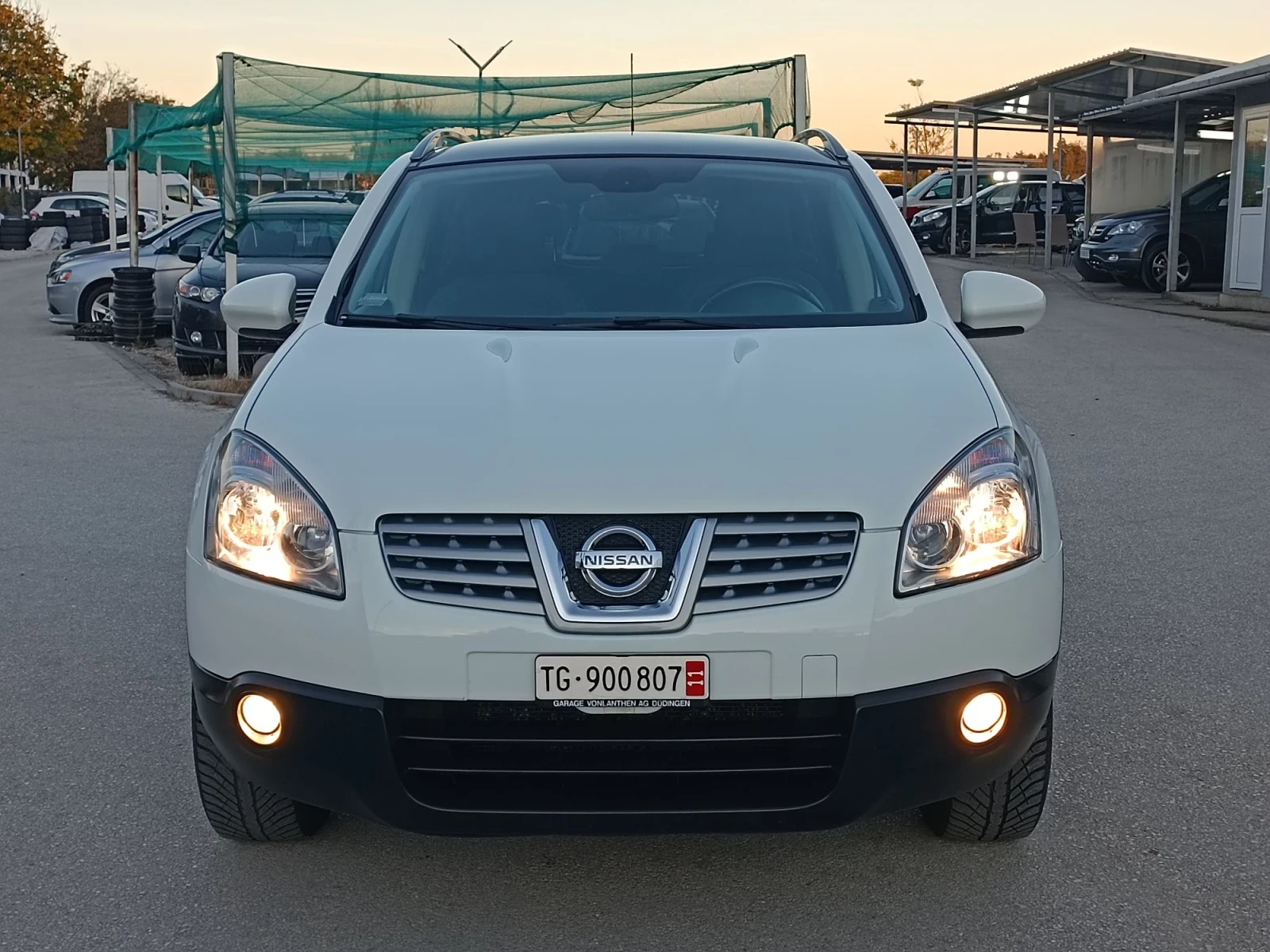 Nissan Qashqai 2.0i-141кс-ШВЕЙЦАРИЯ-РЪЧКА-6ск-NAVI