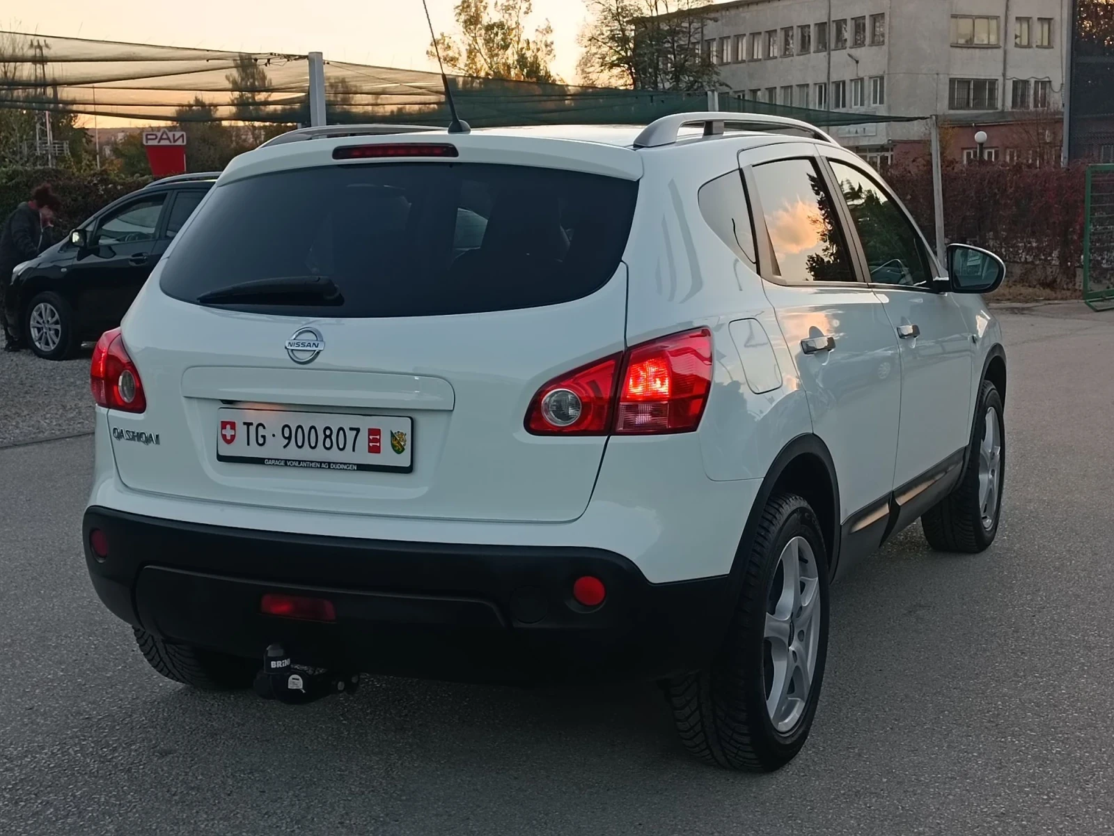 Nissan Qashqai 2.0i-141��-���������-�����-6��-NAVI | Mobile.bg � ����������� 3