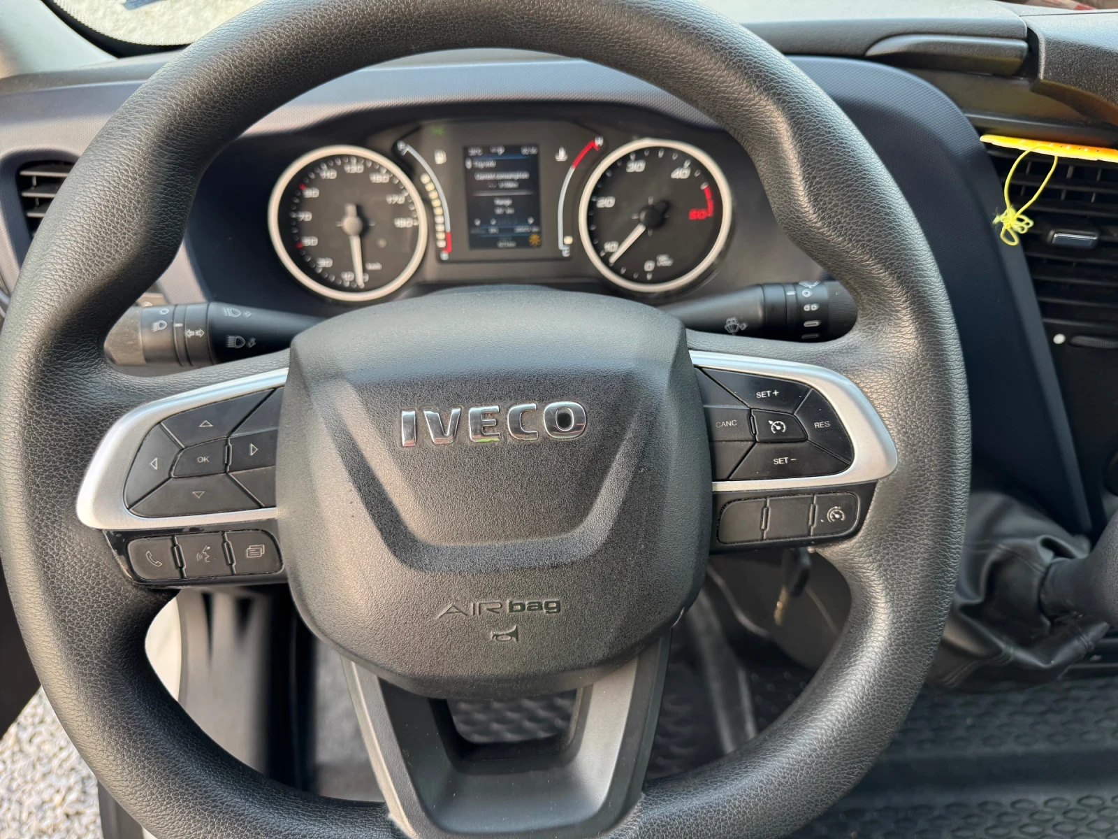 Iveco 35s13 2.3-136ps / АВТОМАТИК / ПЕРФЕКТЕН - изображение 9