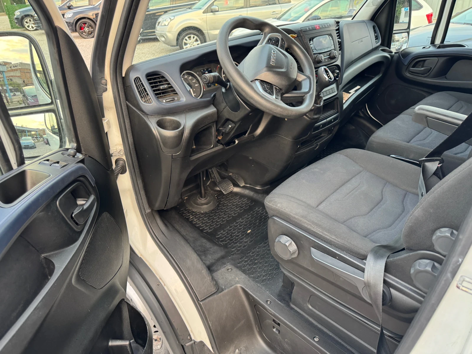 Iveco 35s13 2.3-136ps / АВТОМАТИК / ПЕРФЕКТЕН - изображение 7