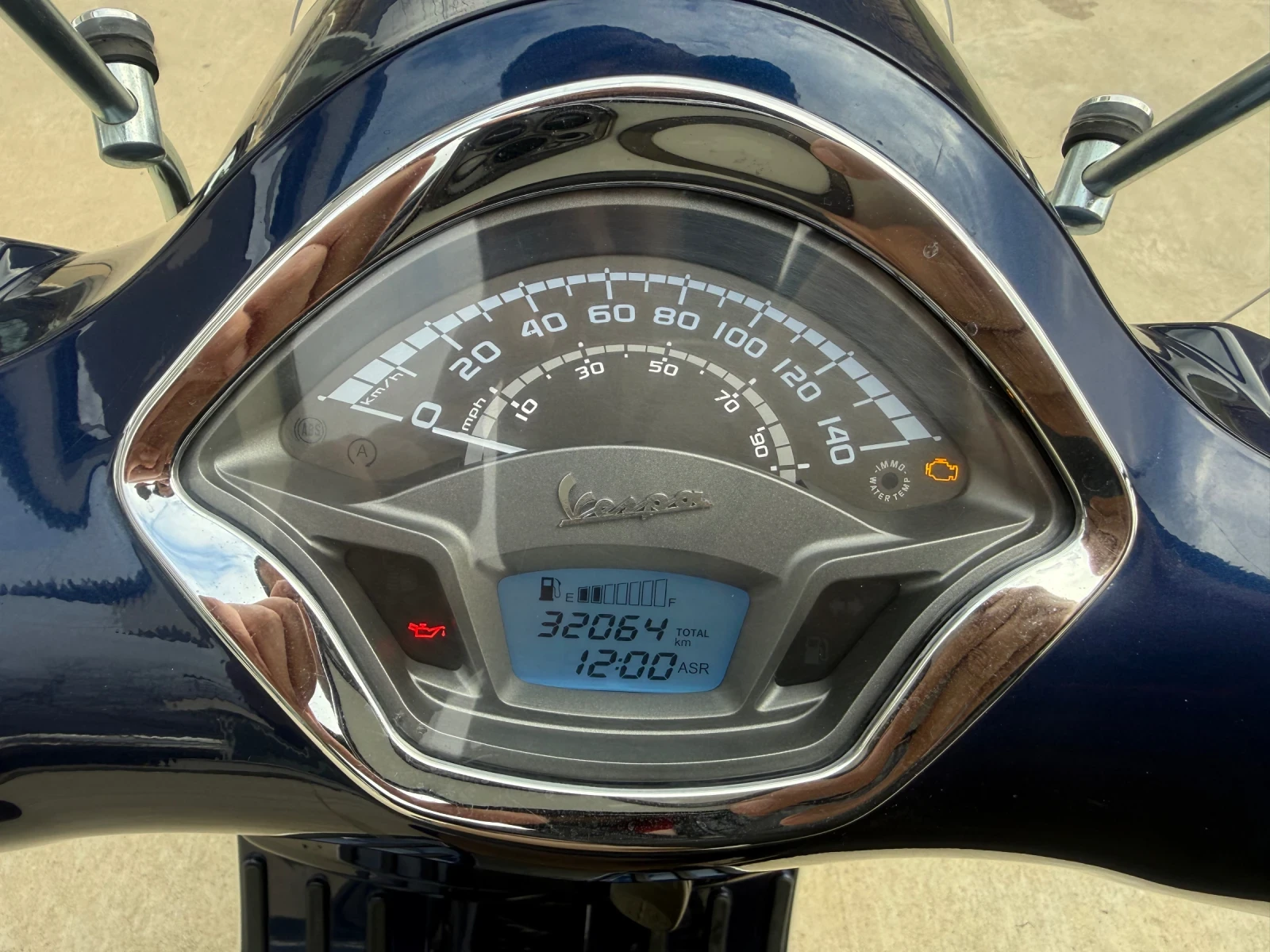 Vespa 300 2021 ABS ASR LED 300 - изображение 10