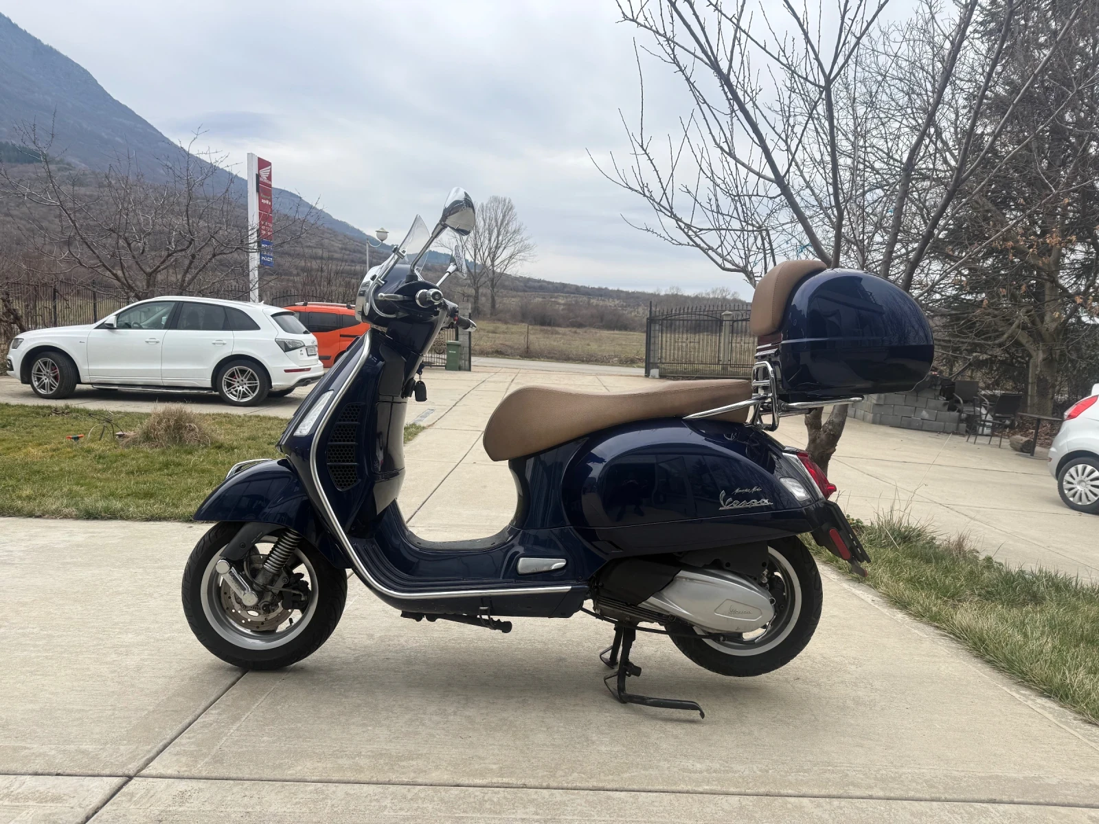 Vespa 300 2021 ABS ASR LED 300, снимка 5 - Мотоциклети и мототехника - 53467176