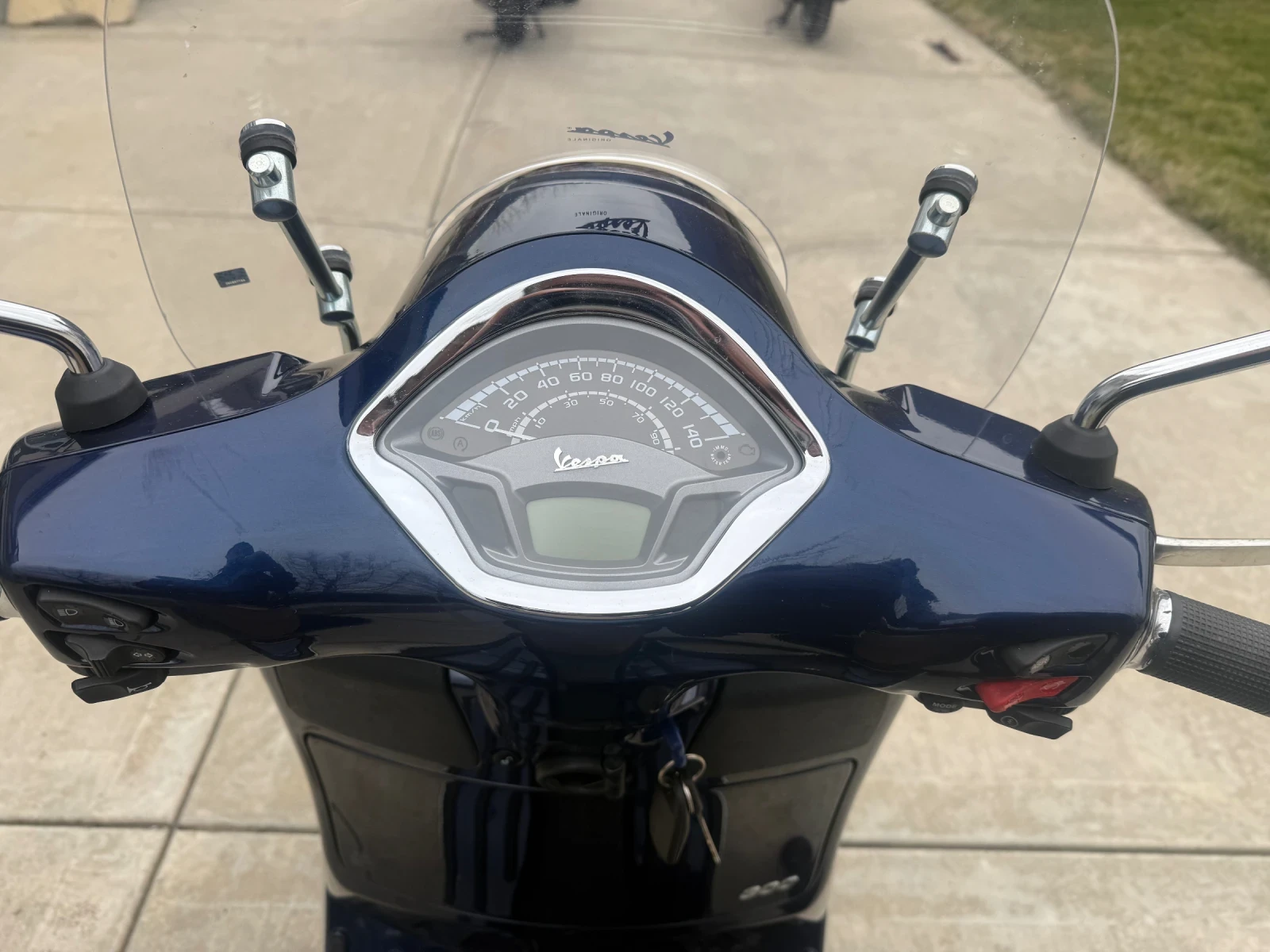 Vespa 300 2021 ABS ASR LED 300, снимка 10 - Мотоциклети и мототехника - 53467176