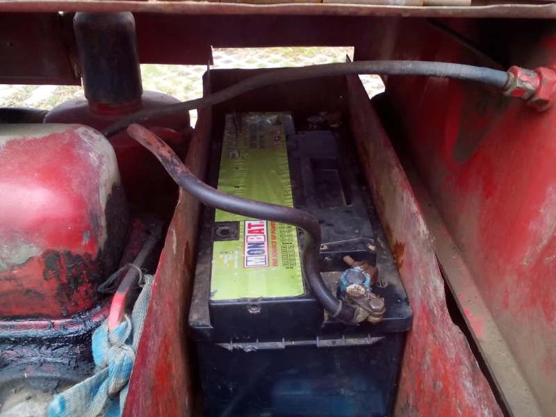 Трактор Друга марка 4/60, снимка 10 - Селскостопанска техника - 52909144