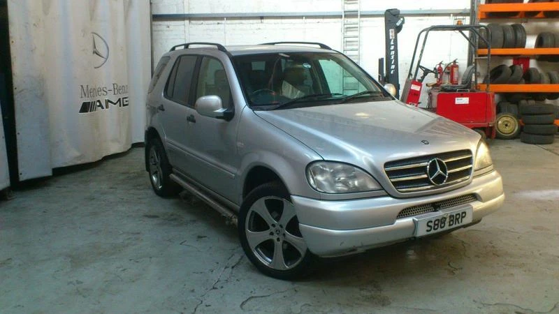 Двигател за Mercedes-Benz ML, снимка 1 - Части - 49502021