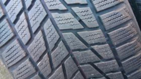 Гуми Зимни 255/40R19, снимка 4