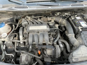 VW Touran 1.6i 102ps, снимка 13