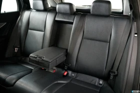 Mercedes-Benz E 200, снимка 17