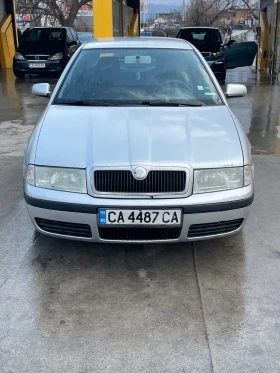 Skoda Octavia TOUR, снимка 1