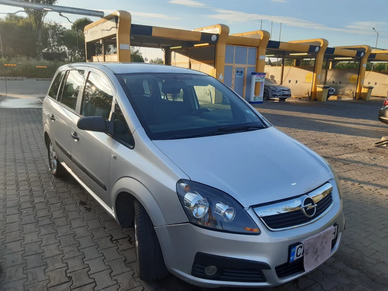 Opel Zafira, снимка 1 - Автомобили и джипове - 46911771