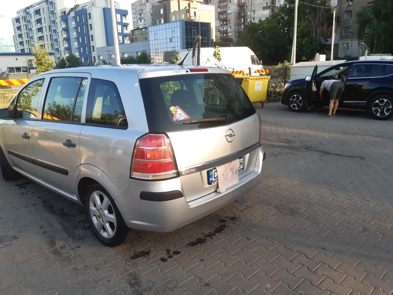 Opel Zafira, снимка 3 - Автомобили и джипове - 46911771