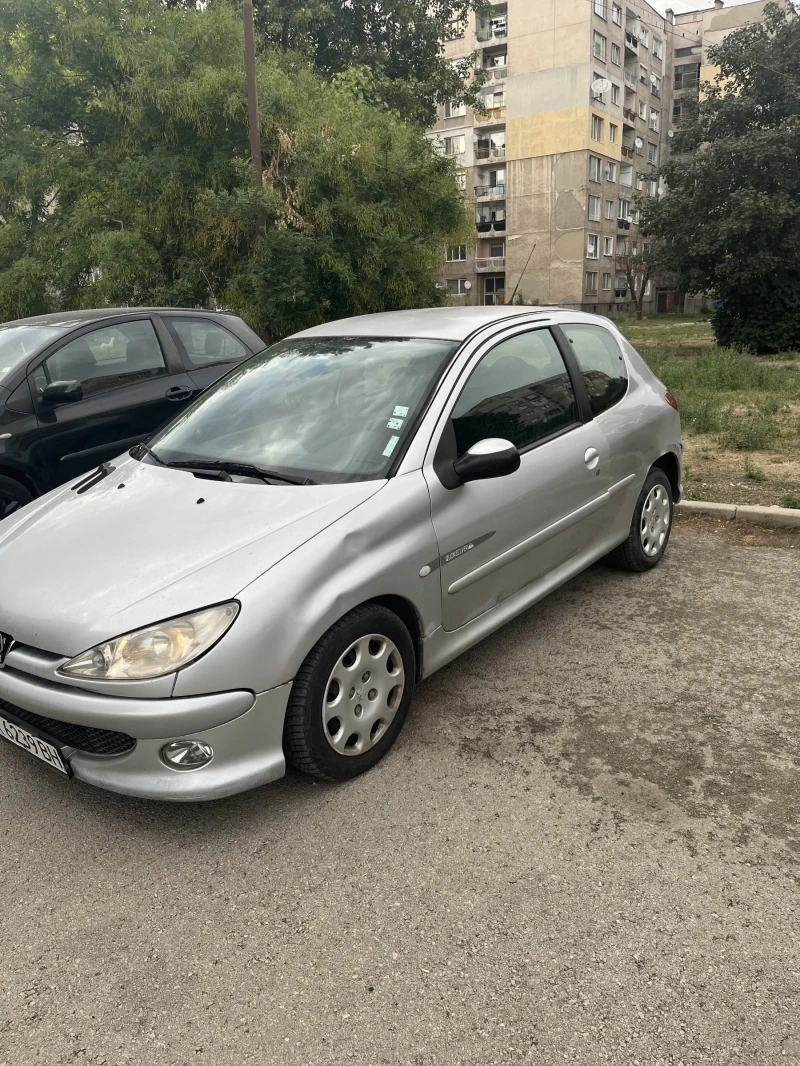 Peugeot 206, снимка 2 - Автомобили и джипове - 47153149