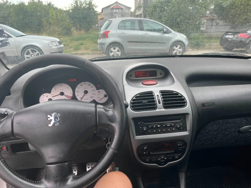 Peugeot 206, снимка 7 - Автомобили и джипове - 47153149