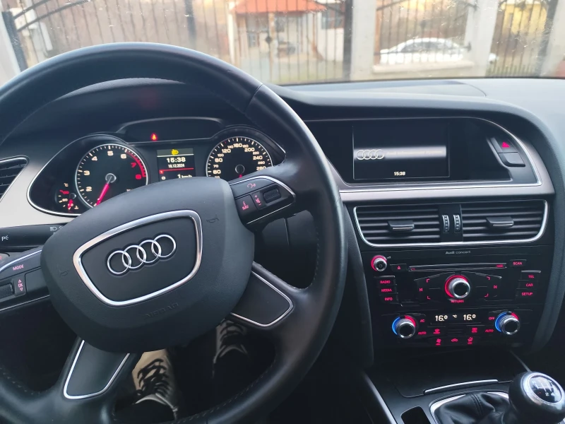 Audi A4 1.8 TFSI, снимка 11 - Автомобили и джипове - 48437248