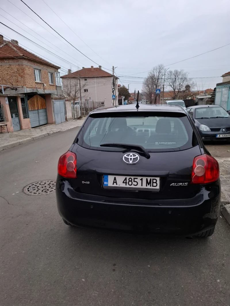 Toyota Auris, снимка 3 - Автомобили и джипове - 48726866