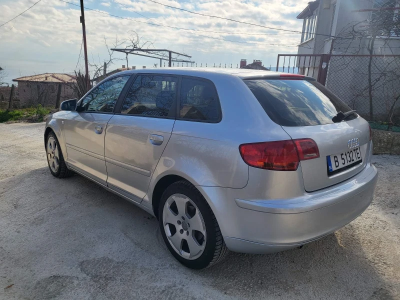 Audi A3 Спорт бек 1.6 , снимка 10 - Автомобили и джипове - 49565142