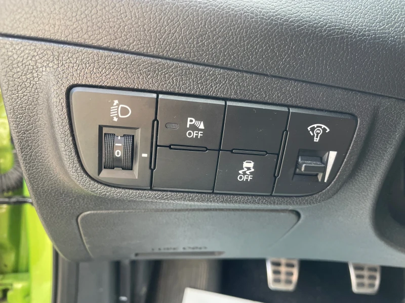 Hyundai Veloster  1.6, NAVI, снимка 12 - Автомобили и джипове - 50584528