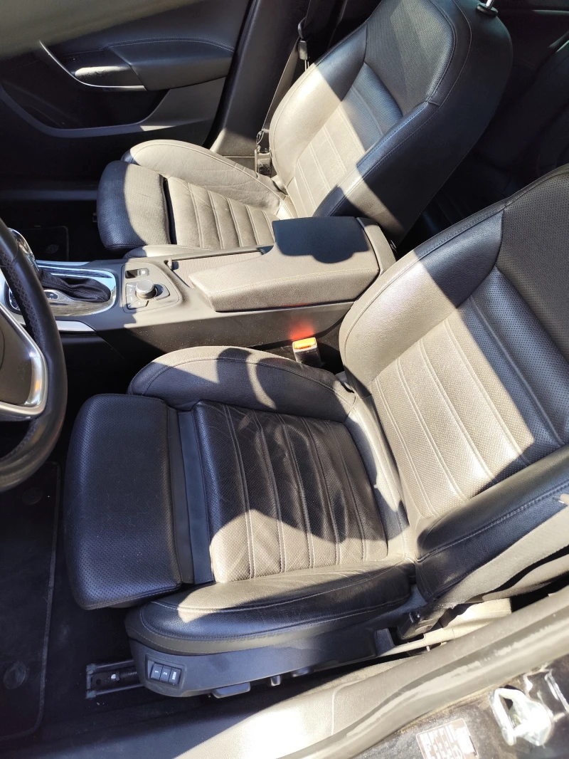 Opel Insignia 4x4, снимка 10 - Автомобили и джипове - 51884179