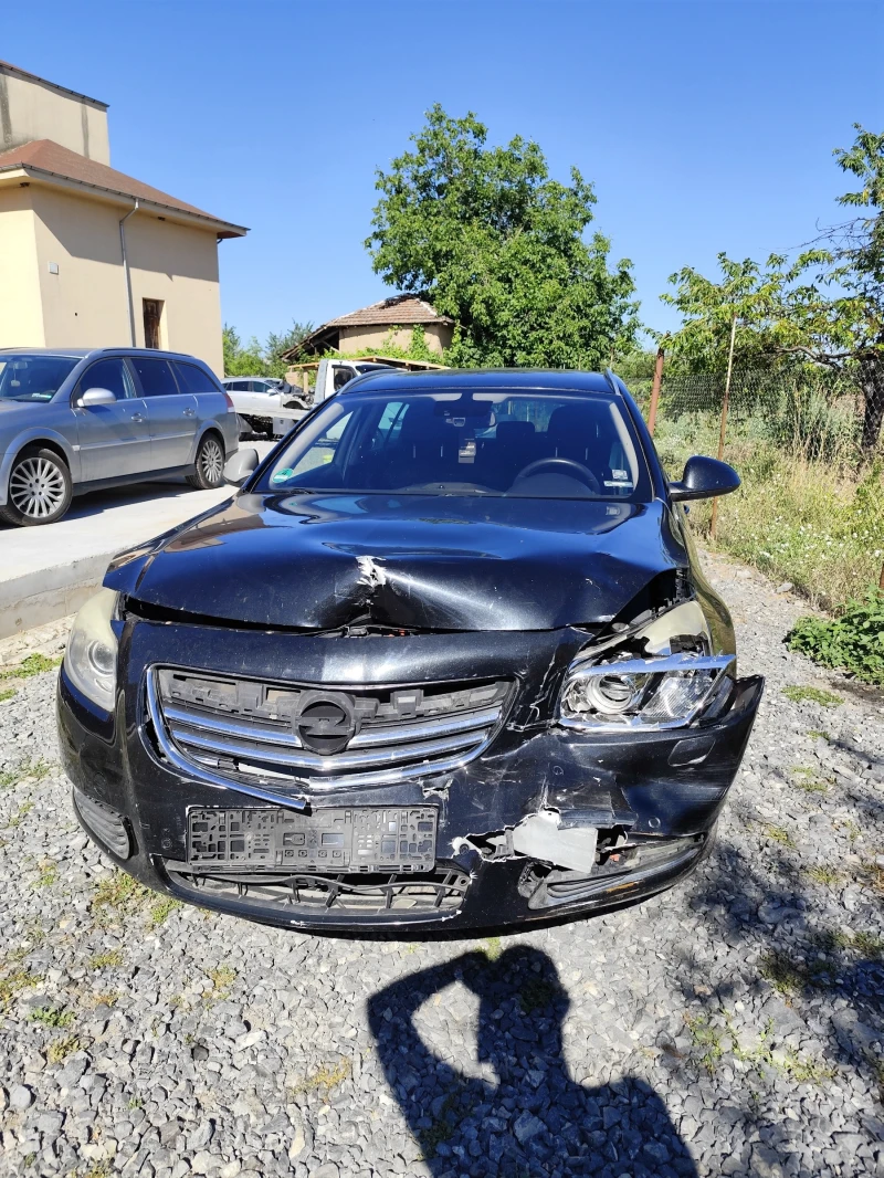 Opel Insignia 4x4, снимка 2 - Автомобили и джипове - 51884179