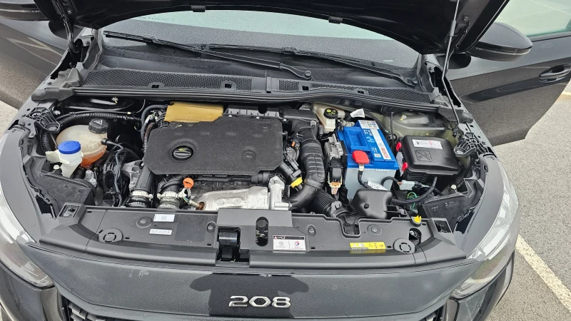 Peugeot 208 1.5HDI-NAVI-TOPP, снимка 9 - Автомобили и джипове - 52771344