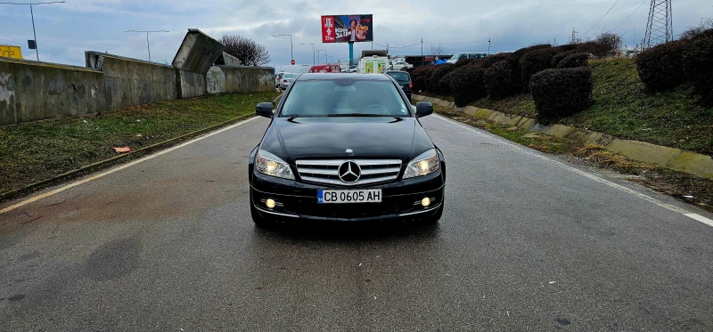 Mercedes-Benz C 220, снимка 5 - Автомобили и джипове - 53121343