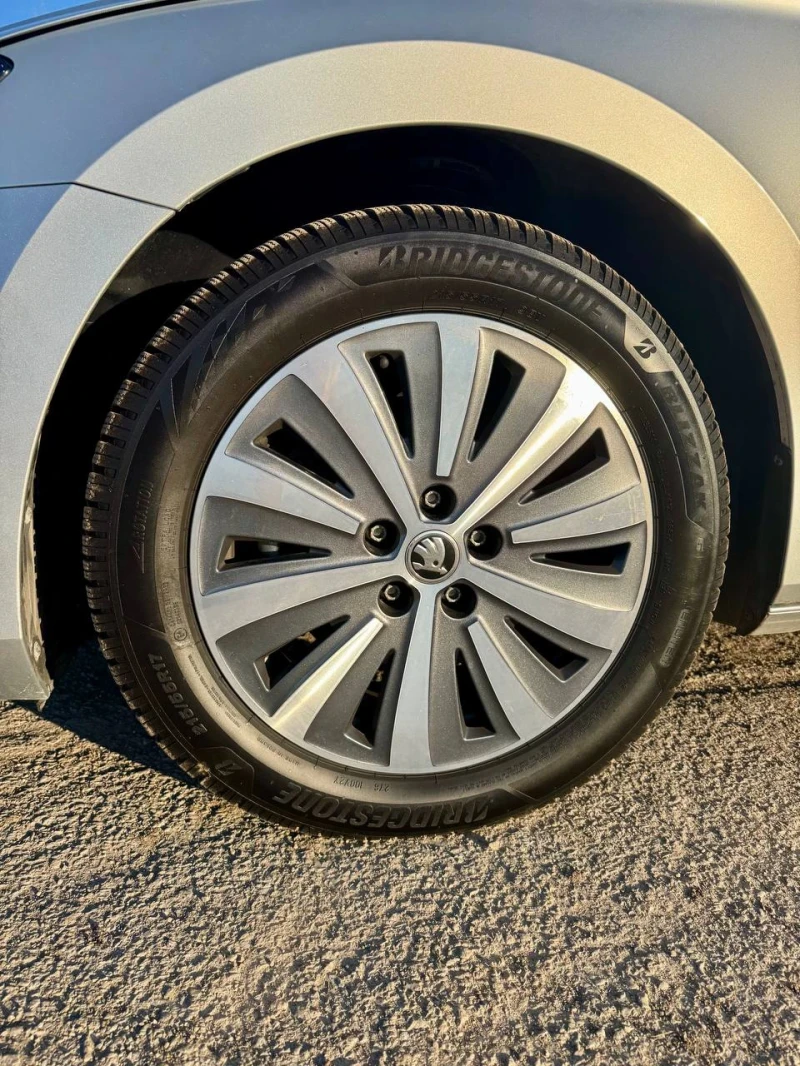 Skoda Superb 2.0 TSI, снимка 3 - Автомобили и джипове - 53170805