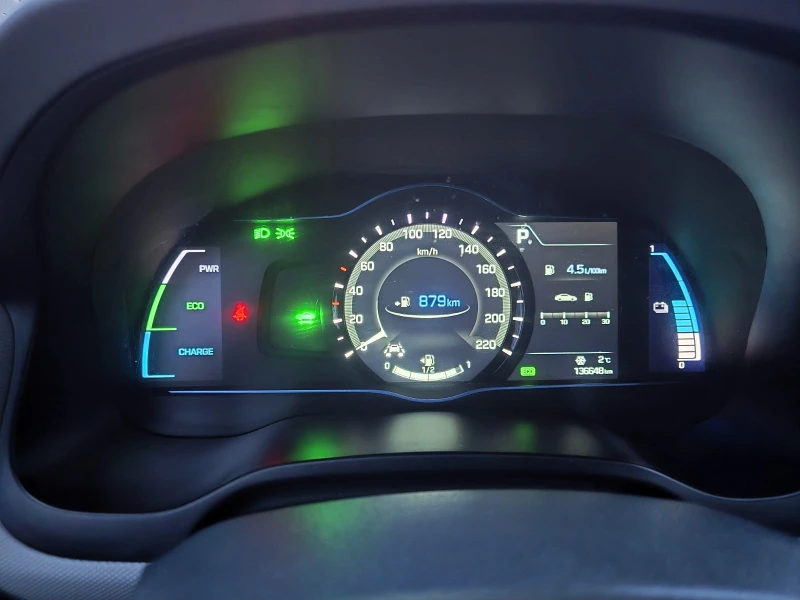 Hyundai Ioniq 1.6 GDI PHEV / PREMIUM, снимка 12 - Автомобили и джипове - 53253147