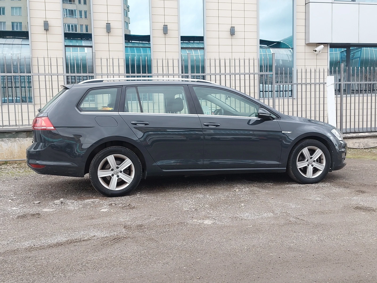 VW Golf 1.4TGi AUTOMATIC-7степенен HIGHLINE БЕНЗИН+ МЕТАН - изображение 9