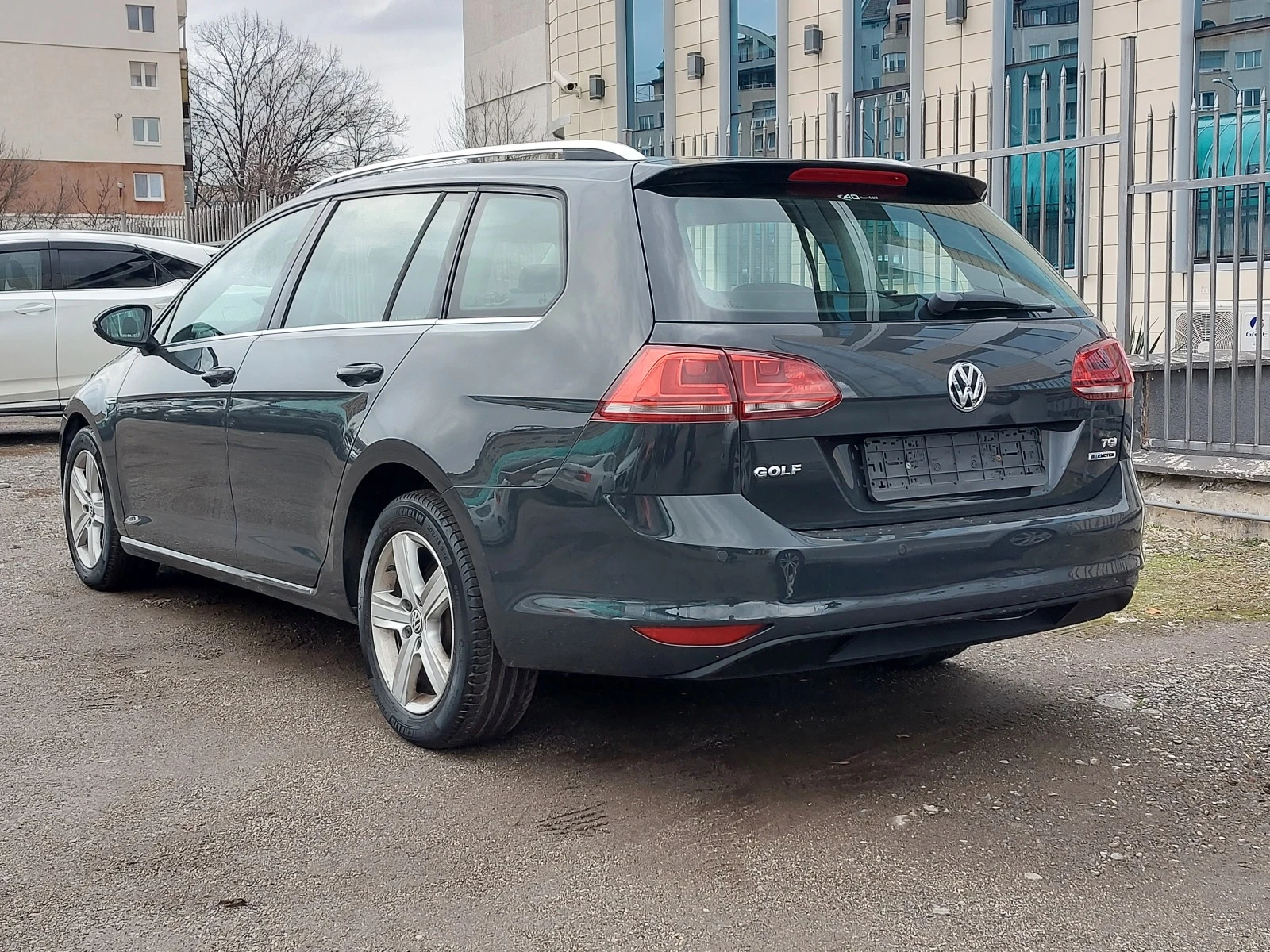 VW Golf 1.4TGi AUTOMATIC-7степенен HIGHLINE БЕНЗИН+ МЕТАН - изображение 6