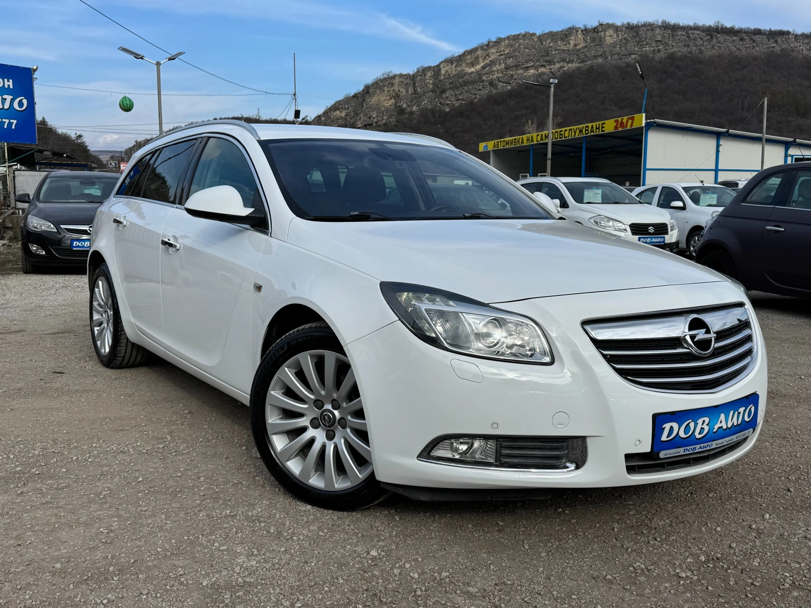 Opel Insignia 2.0CDTI-160К.С-4Х4-AVTOMAT-SPORT TOURER  - изображение 8